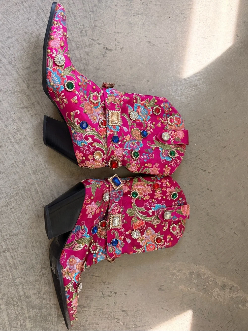Fuchsia Embroidered Mid-Calf Western Boots with Jewel Accents - Picture 7 of 8